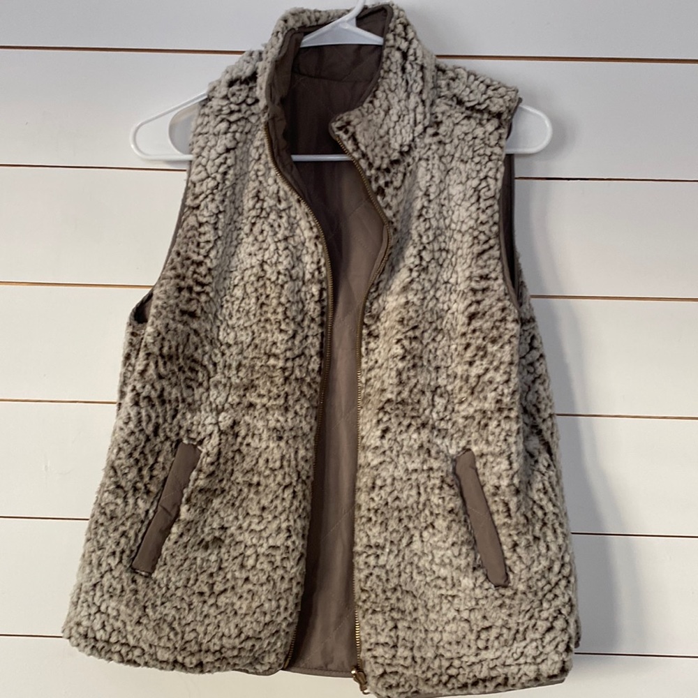 Womens Faux fur reversible vest